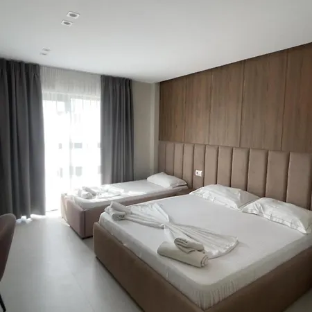 Velmar Hotel Golem (Tirana)