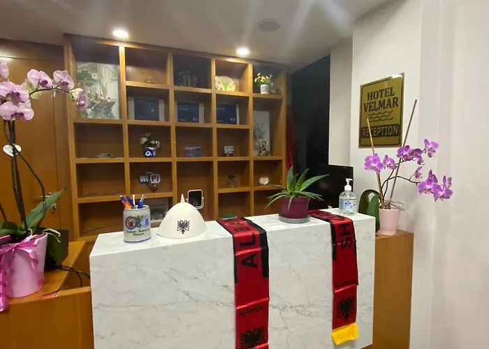 Velmar Otel *